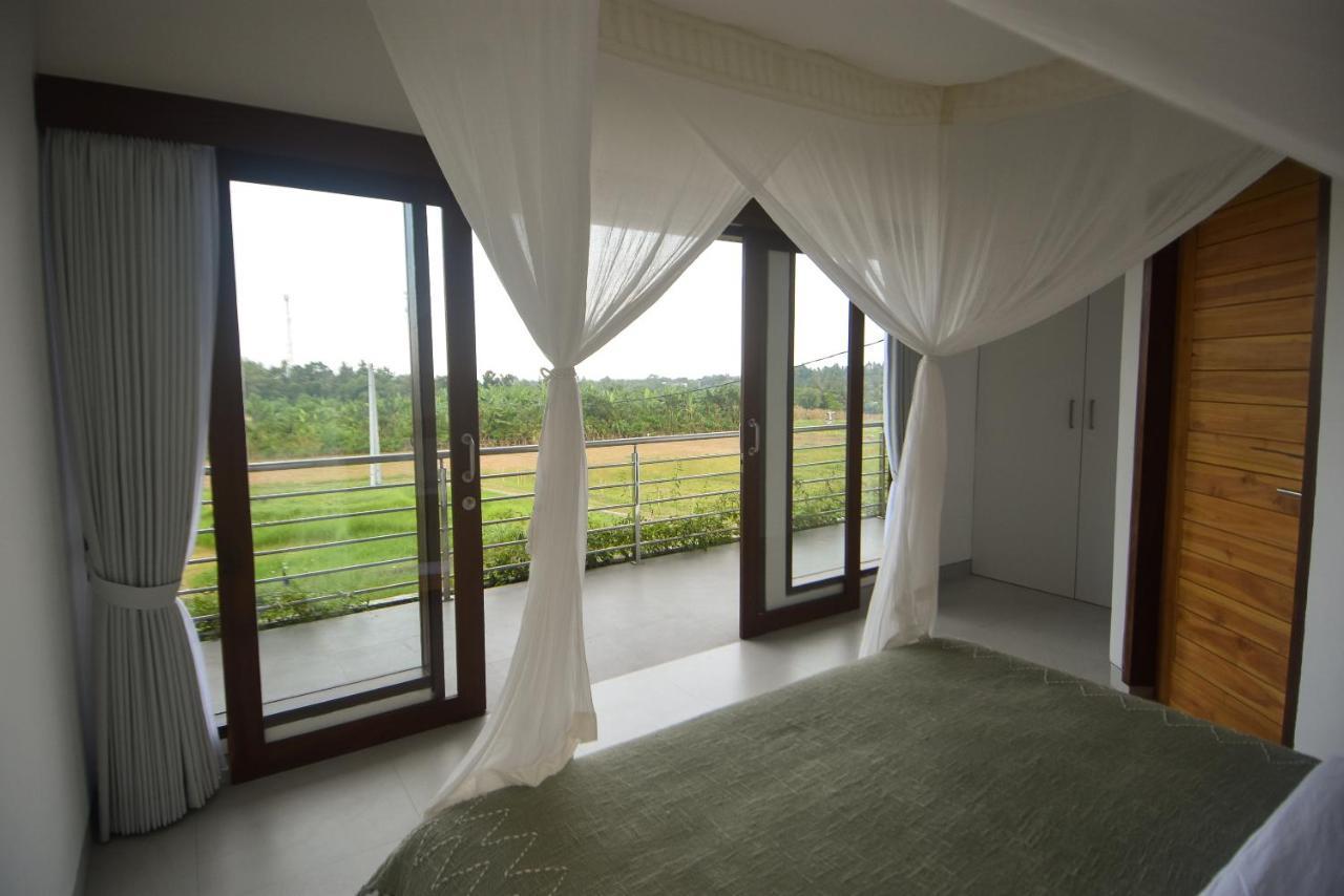 Three Palms Surf & Stay Medewi Airsatang Exterior photo