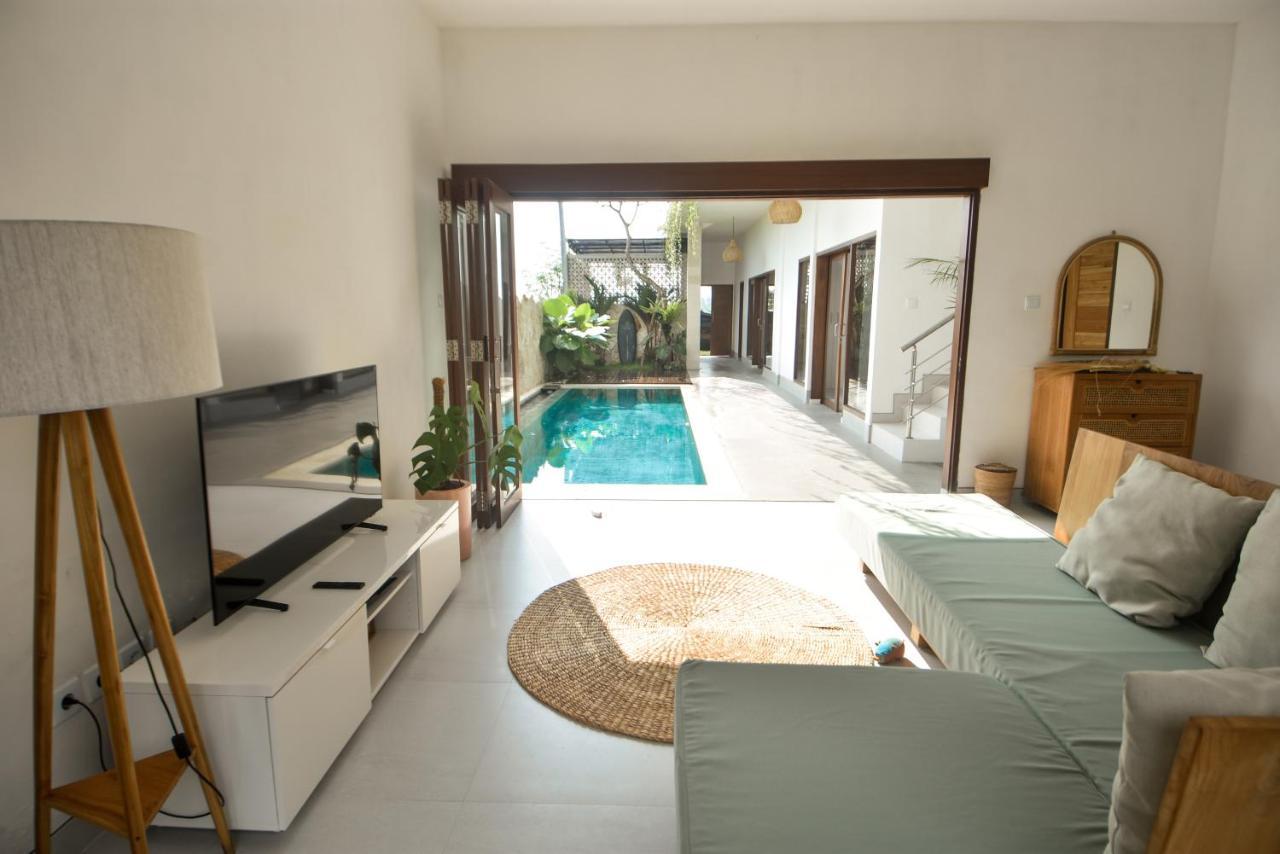 Three Palms Surf & Stay Medewi Airsatang Exterior photo