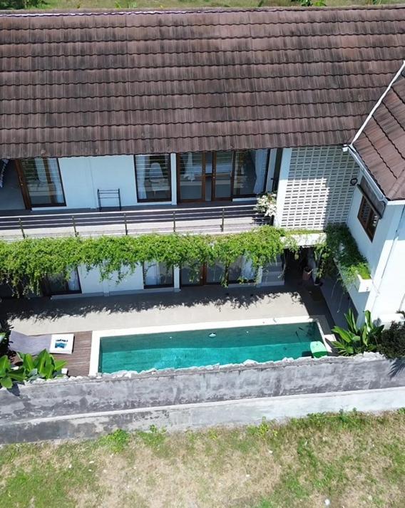 Three Palms Surf & Stay Medewi Airsatang Exterior photo